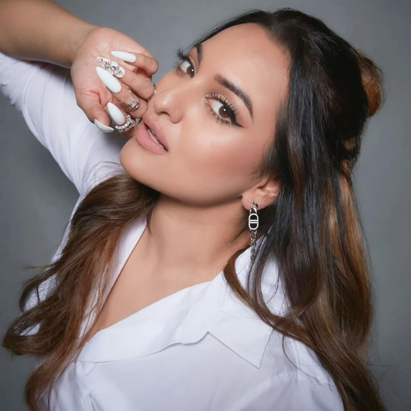 Sonakshi Sinha 165